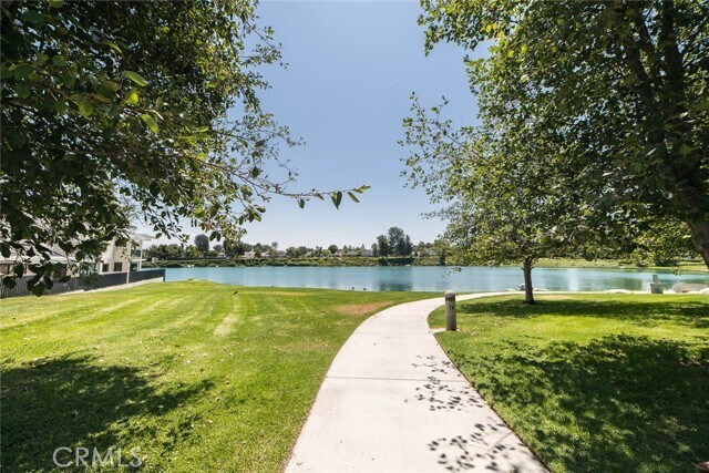 Building Photo - 31 Waterway