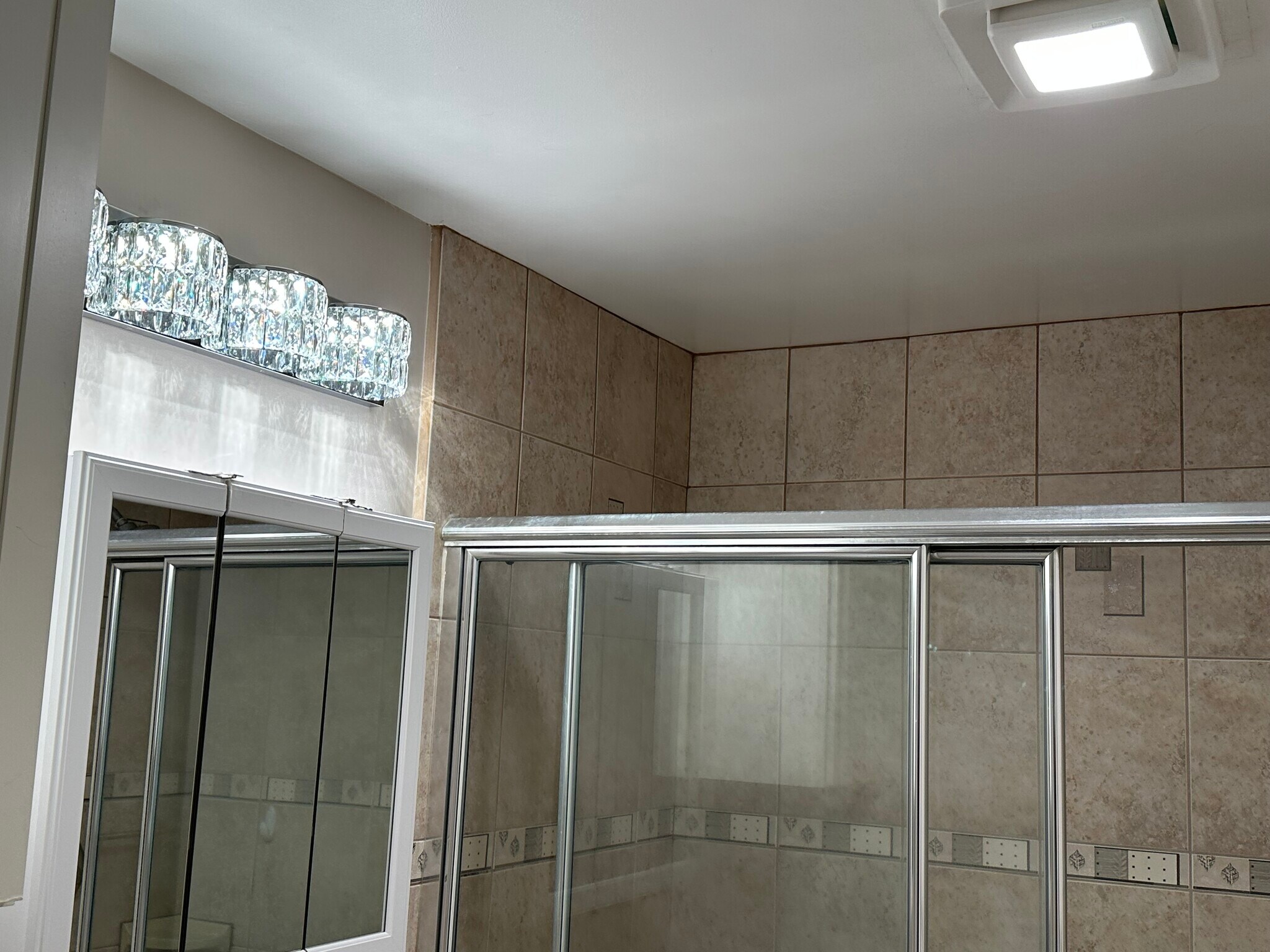 Building Photo - 18350 Hatteras St