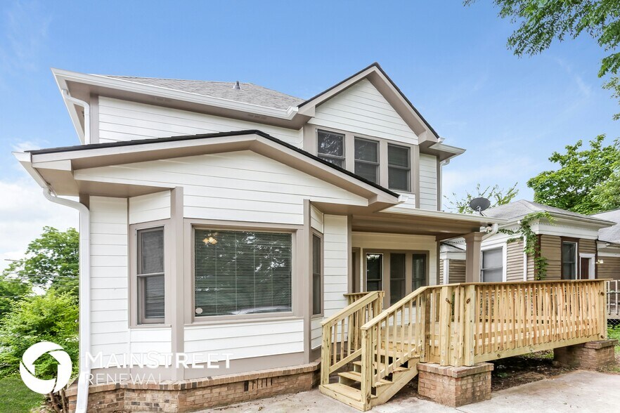 Building Photo - 223 Bass St SW