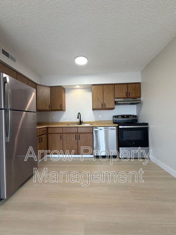 Building Photo - 2323 T St