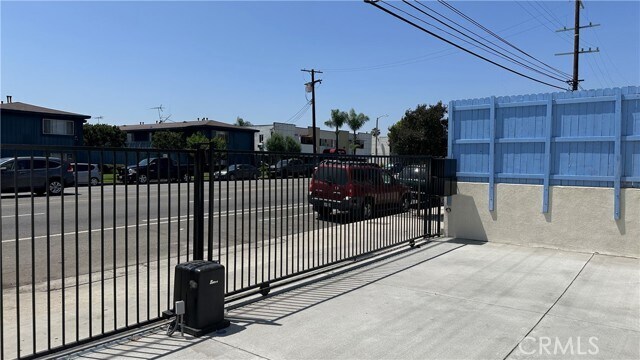 Building Photo - 7726 Laurel Canyon Blvd