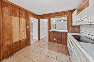 Building Photo - 301 Tatum Rd