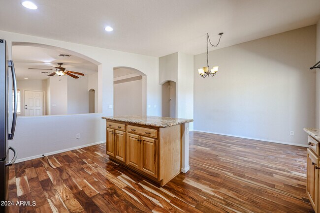 Building Photo - 7423 W Pueblo Ave