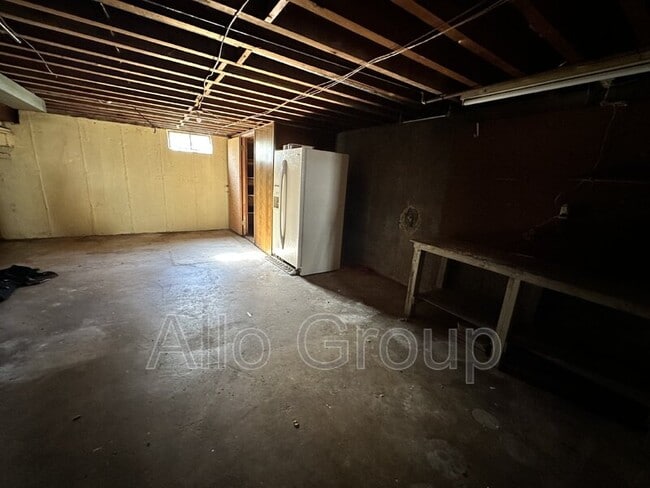 Building Photo - 23 Freeport Rd