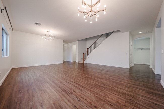 Building Photo - 2744 E Donato Dr