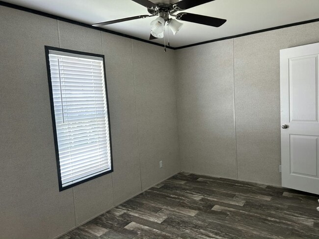 Building Photo - 21338 Lake Bambi Cir