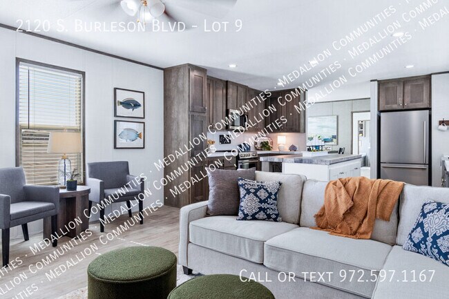 Building Photo - 2120 S Burleson Blvd