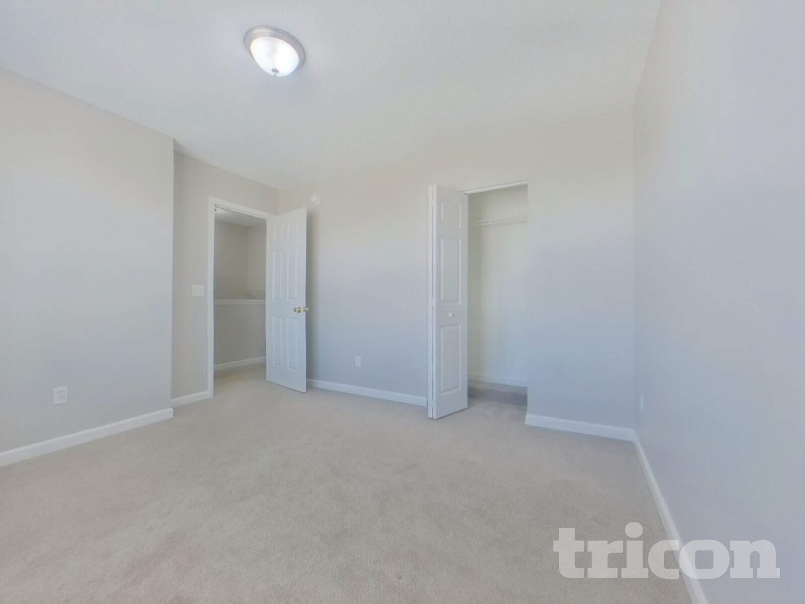 Building Photo - 390 Fox Trot Dr