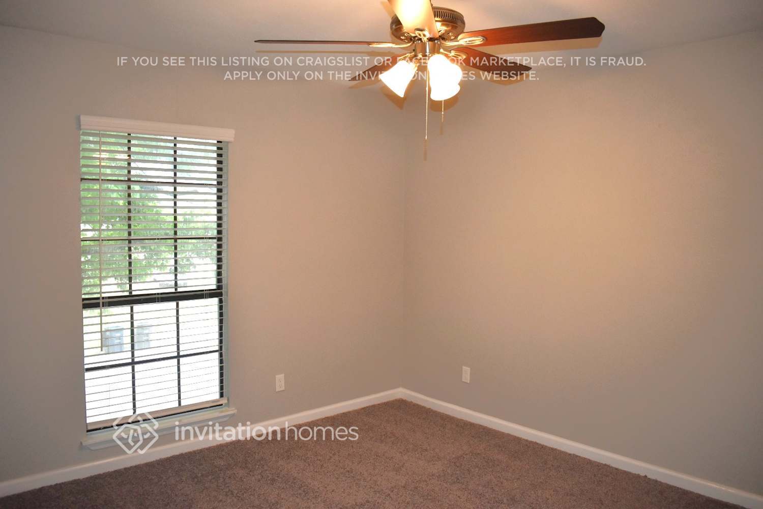 Building Photo - 3120 Woodlark Dr