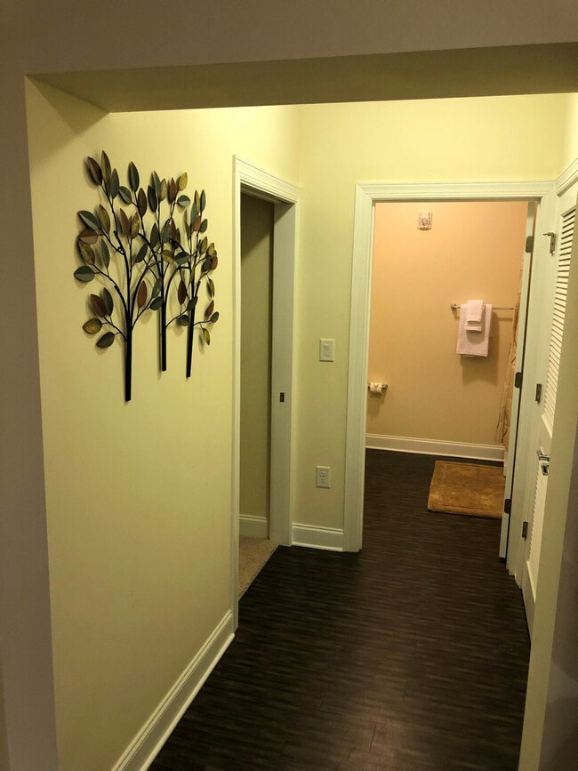 Building Photo - 5725 Carnegie Blvd