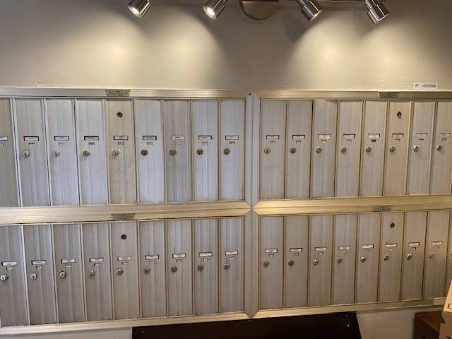 Building Photo - 244 Halstead Ave