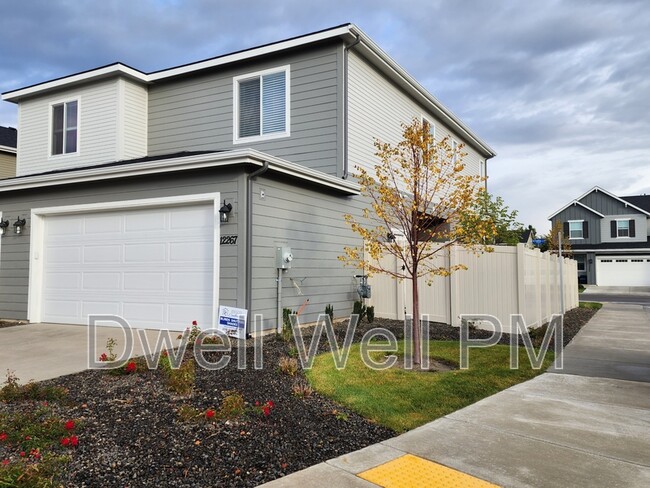Building Photo - 12267 W Endsley Ln