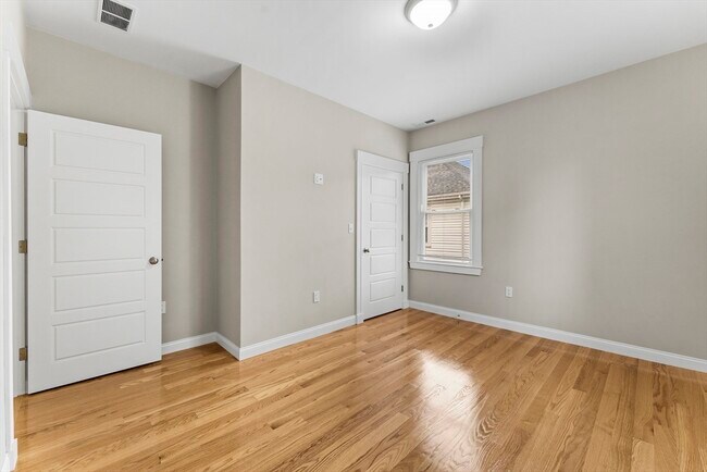 Building Photo - 42 Almont St
