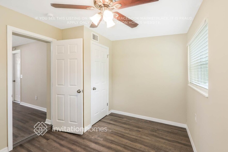 Building Photo - 3803 Cullen St