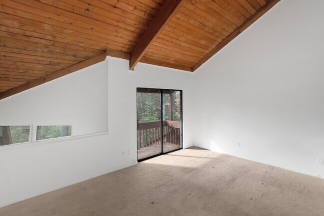 Building Photo - 2565 Terrace Trail