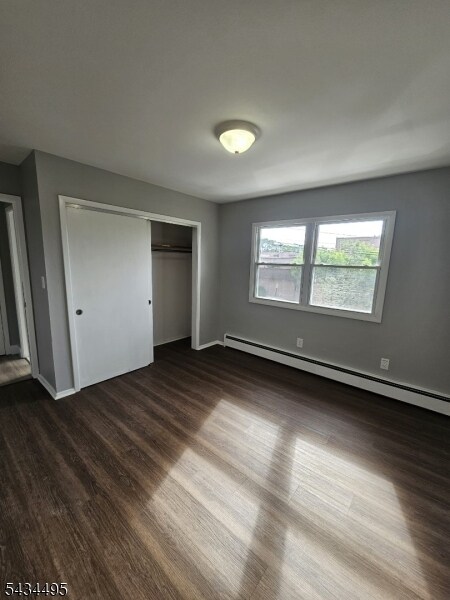 Building Photo - 15 Dell Glen Ave