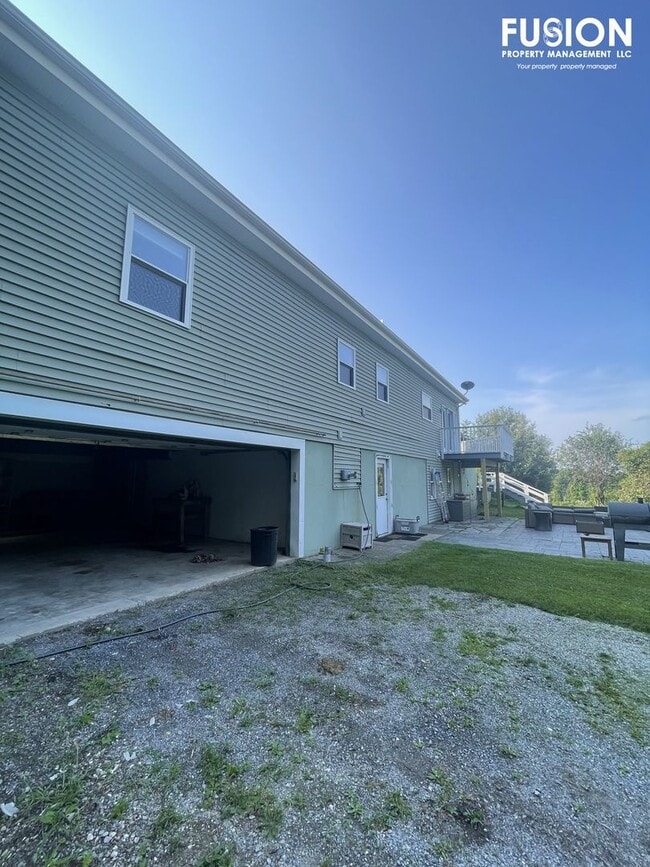 Building Photo - Beautiful Mountain Crest Home for Rent in Williston, Vermont