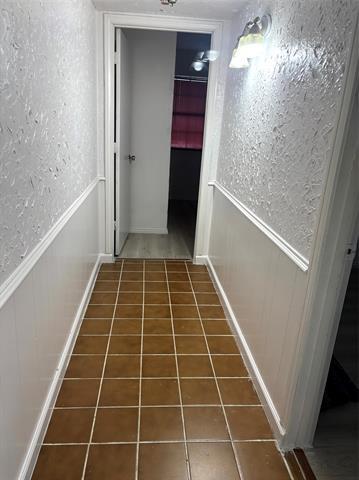 Building Photo - 100 Yorkshire Dr