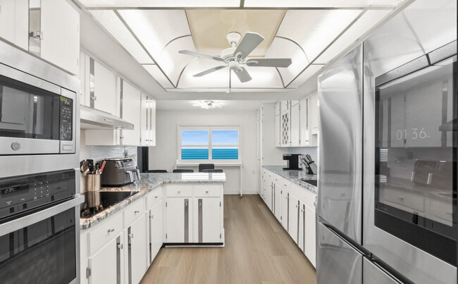 Building Photo - 3003 S Atlantic Ave