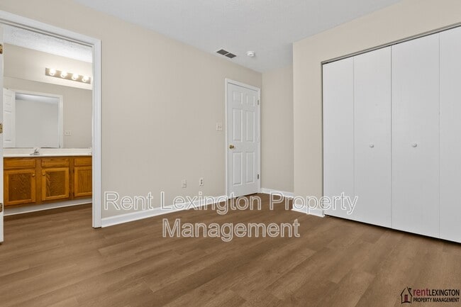 Building Photo - 116 Pleasant Ridge Way