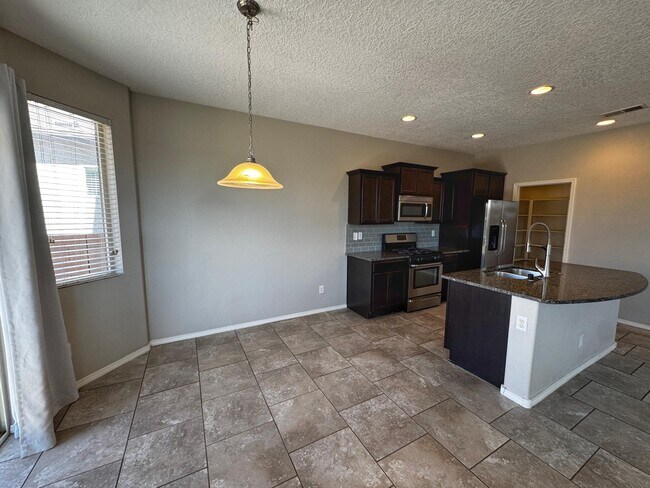 Building Photo - 8901 Eagle Hills Dr NW