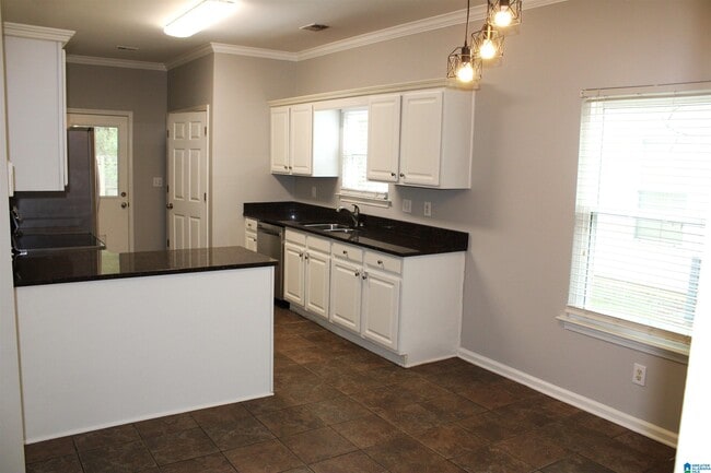 Building Photo - 5338 Cottage Ln
