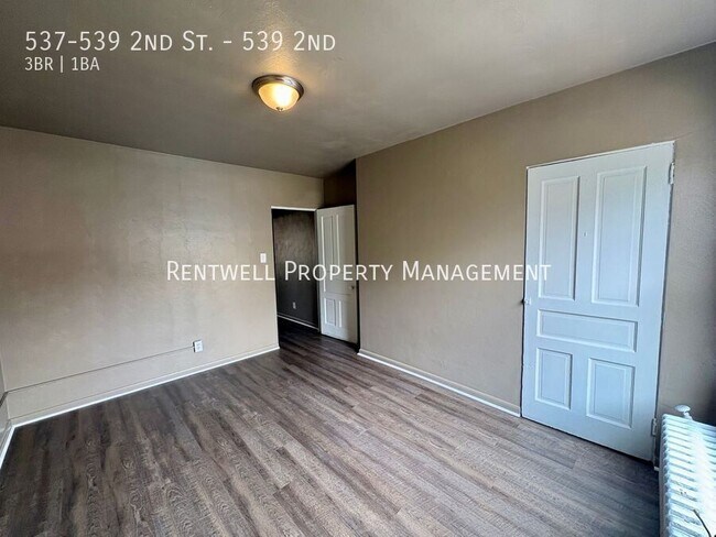 Building Photo - 537-539-539 2nd St