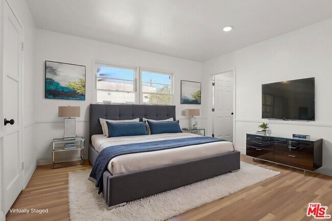 Building Photo - 4411 Victoria Park Dr