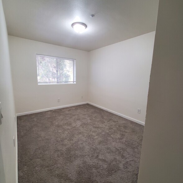 MASTER BEDROOM - 775 9th St