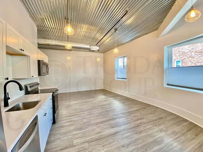 Building Photo - Avail July 15th! Stylish 1-Bedroom Apartment in Mt. Washington –2 Off Street Parking Spaces, AC, ...
