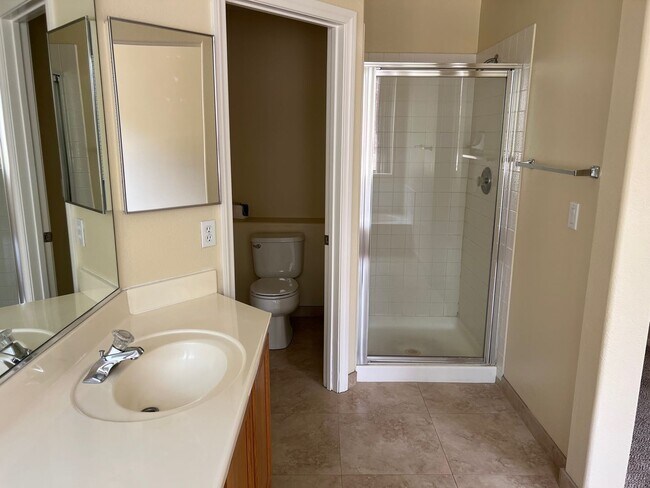 Building Photo - POOL and SPA! SINGLE STORY SUMMERLIN HOUSE...