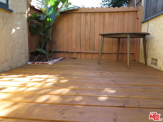 Building Photo - 2128 20th St