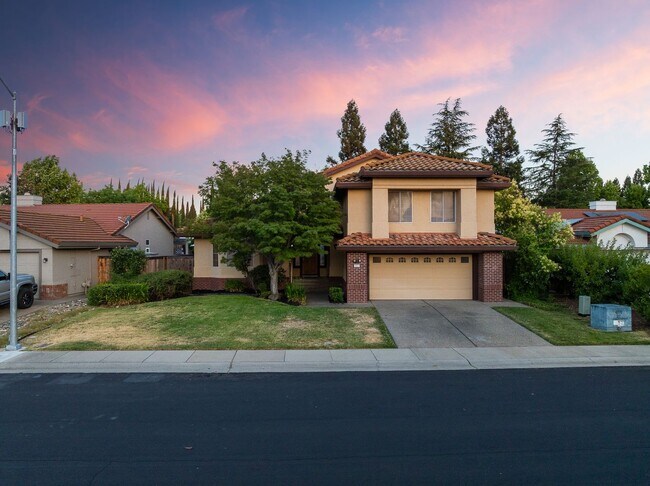 Building Photo - 1451 Lorimer Way