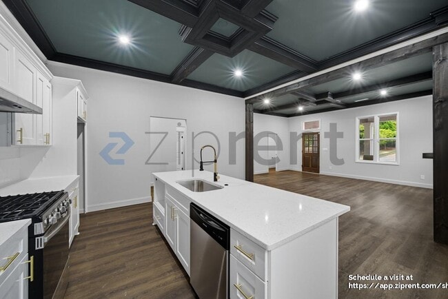 Building Photo - 981 Metropolitan Pkwy SW