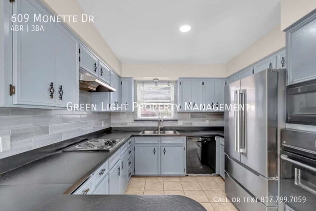 Building Photo - 609 Monette Dr