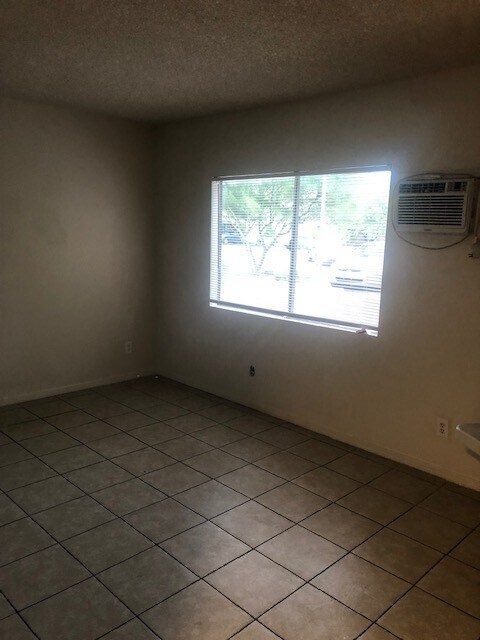 Building Photo - Presidio - 3310