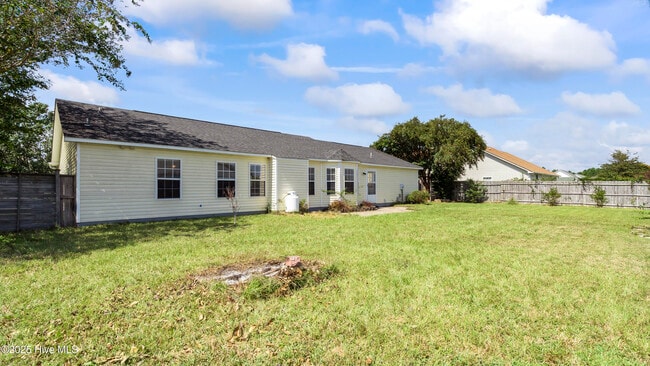 Building Photo - 706 Ironwood Dr