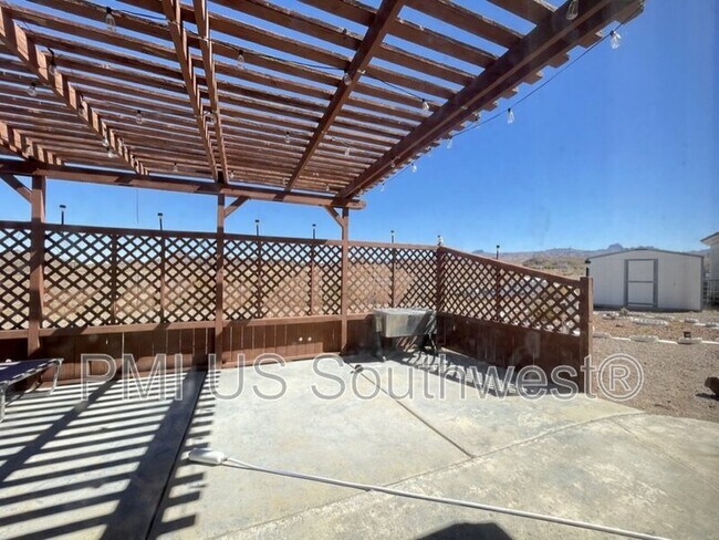 Building Photo - 3371 Sharon Ln