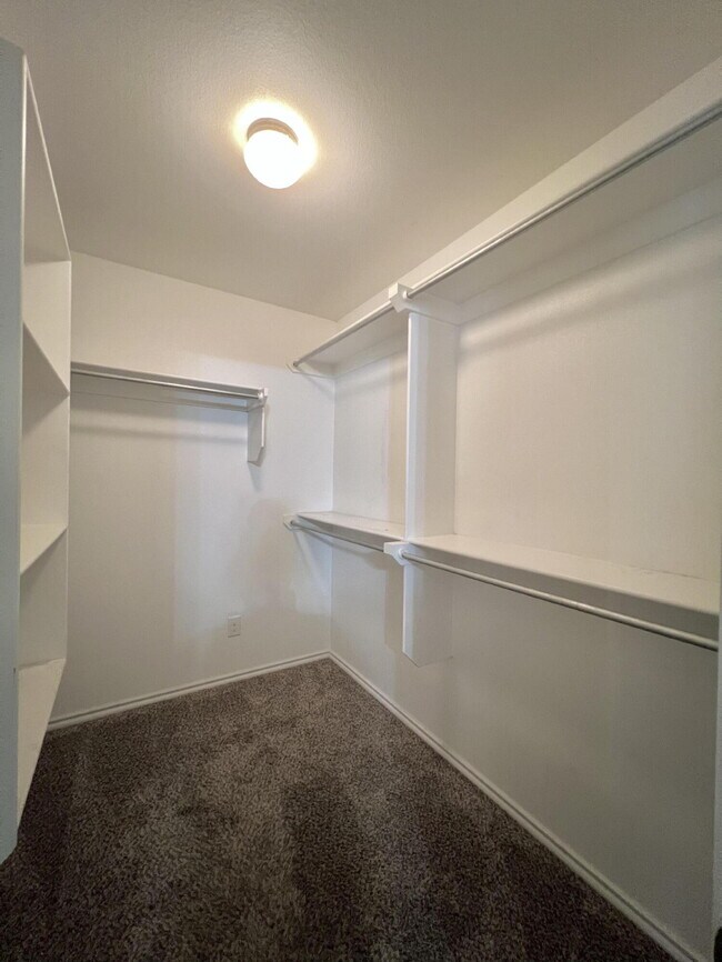 Building Photo - 7415 103rd St