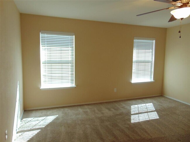 Building Photo - 251 Wolfberry Path