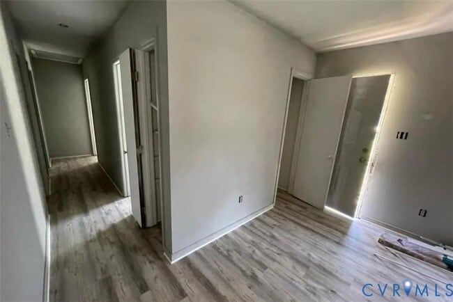 Building Photo - 9307 Lost Forest Dr