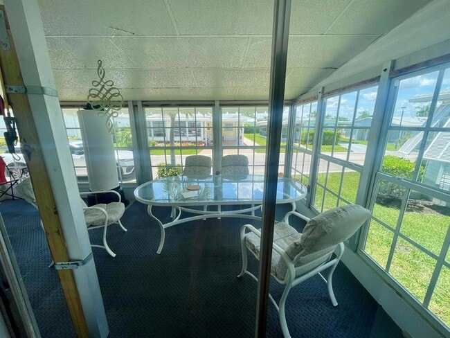 Building Photo - 400 N Hwy A1A