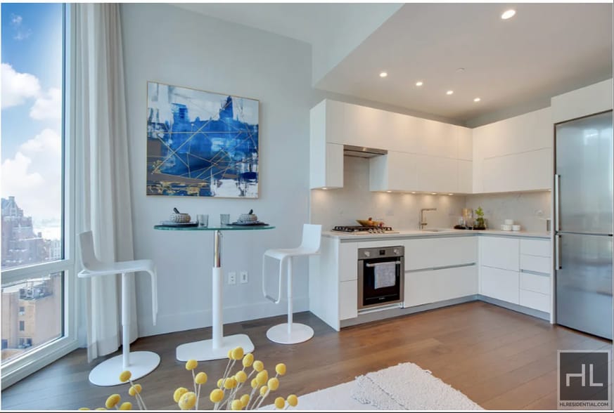 Building Photo - East 44th Street