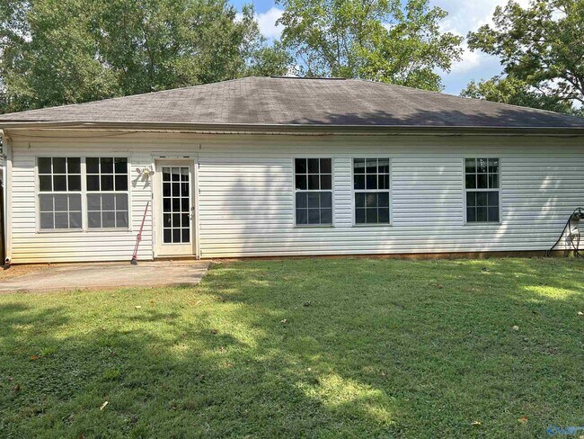 Building Photo - 225 Postwood Ct