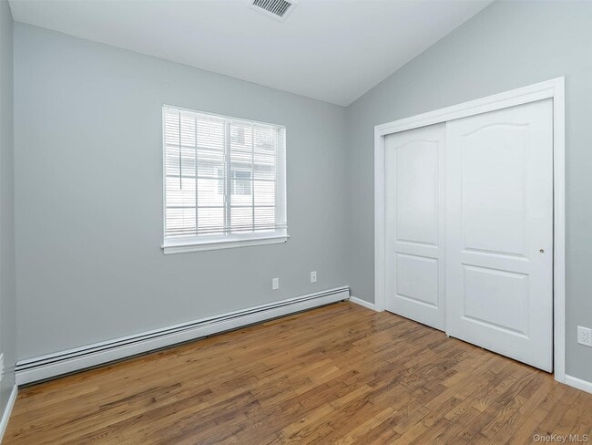 Building Photo - 78 B Ashwood Rd