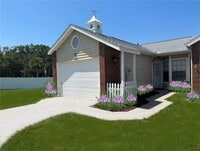 Building Photo - 3198 Claremont Pl
