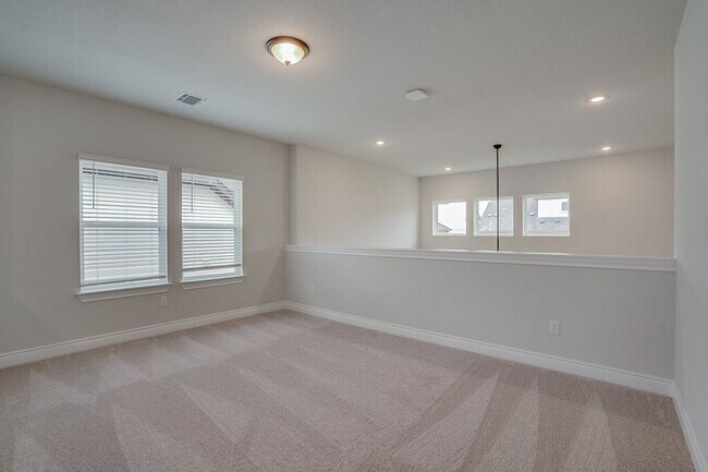 Building Photo - 4817 Seadrift Dr