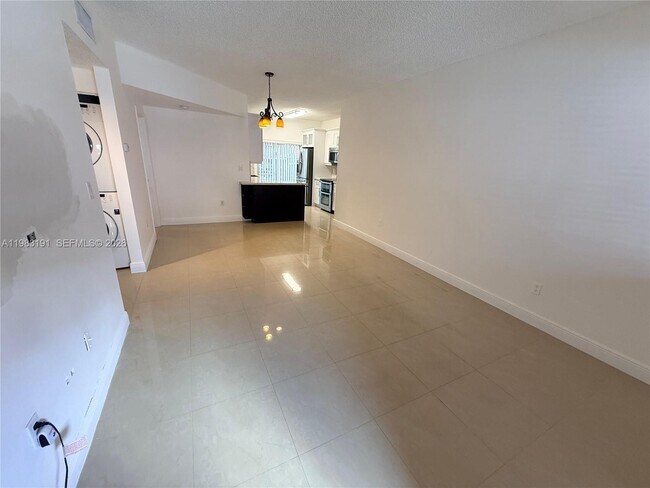 Building Photo - 8025 Lake Dr