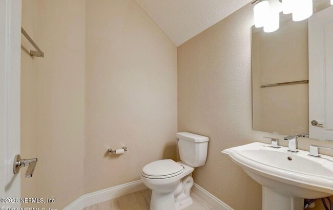 Building Photo - 614 Amalurra Trail