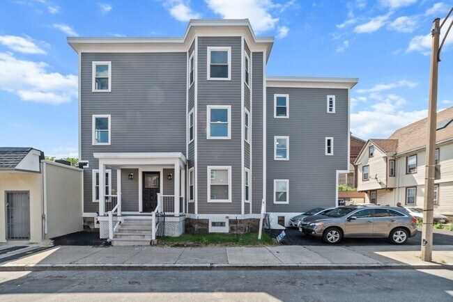 Primary Photo - 2 Westerly St